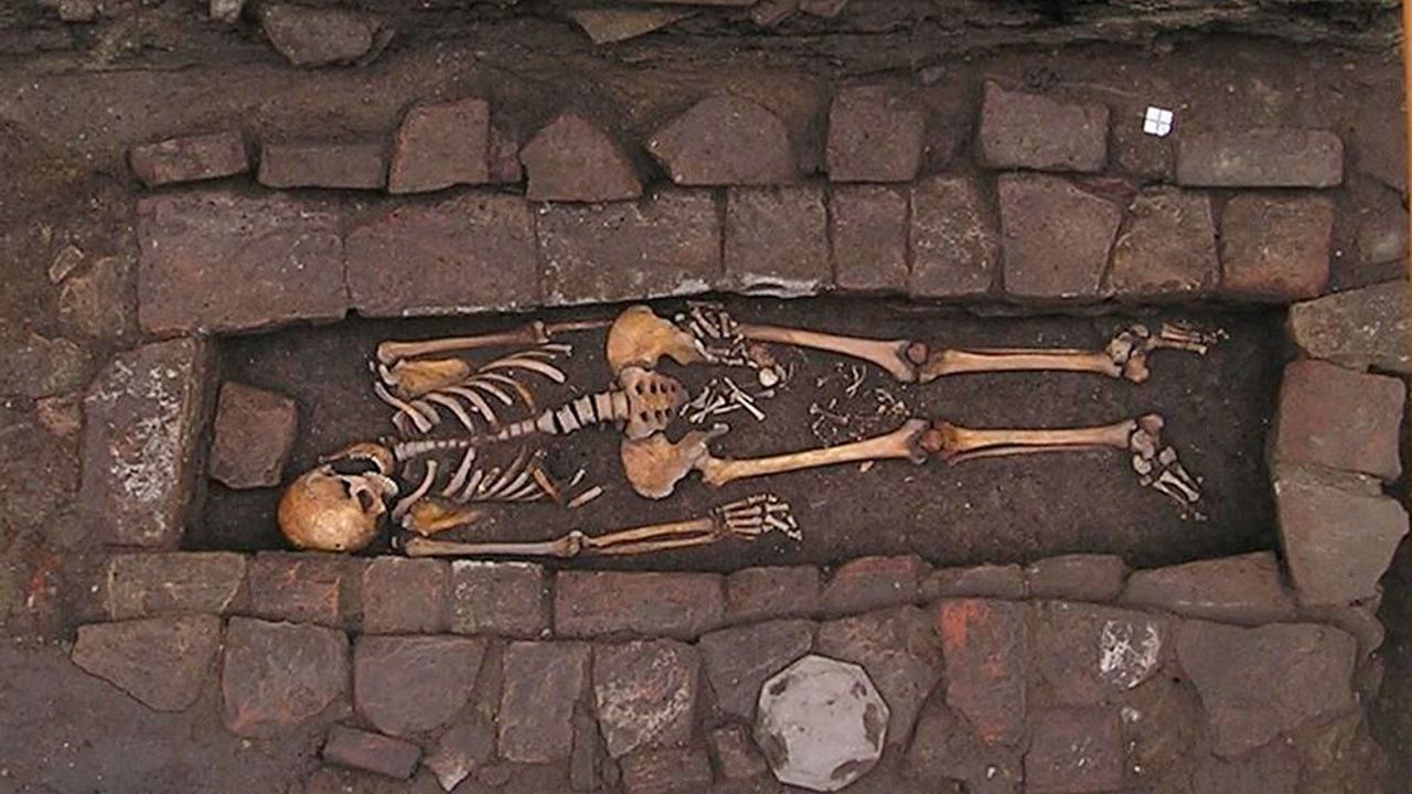 İsveç'te hamile bir kadına ait 9 bin yıllık kalıntılar bulundu