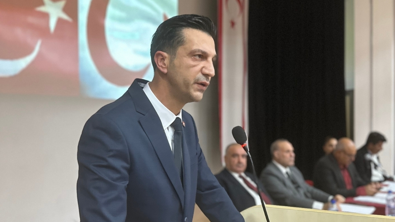 Büsküvütçü: “İki seçimi ayrı ayrı gerçekleştirmek en doğru ve demokratik yol”