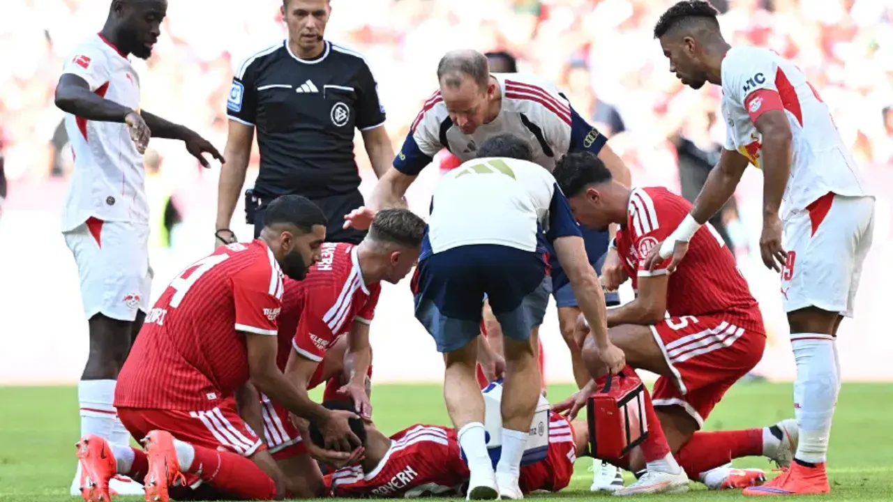 Bayern'in ünlü yıldızı, ikinci kez sahada bayıldı