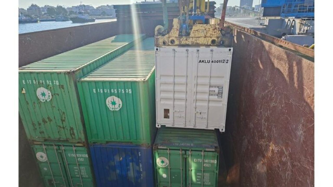 Gazze’ye 900 tonluk insani yardım sevkiyatı