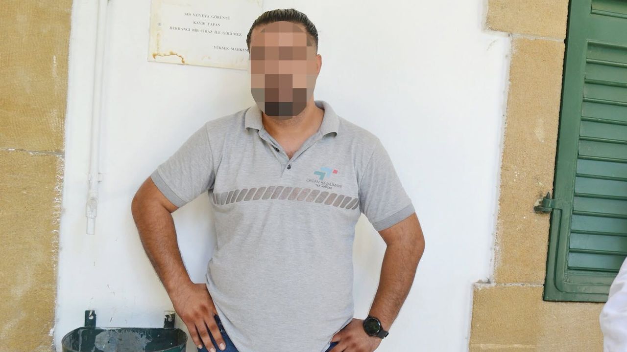 Eşini dövdü
