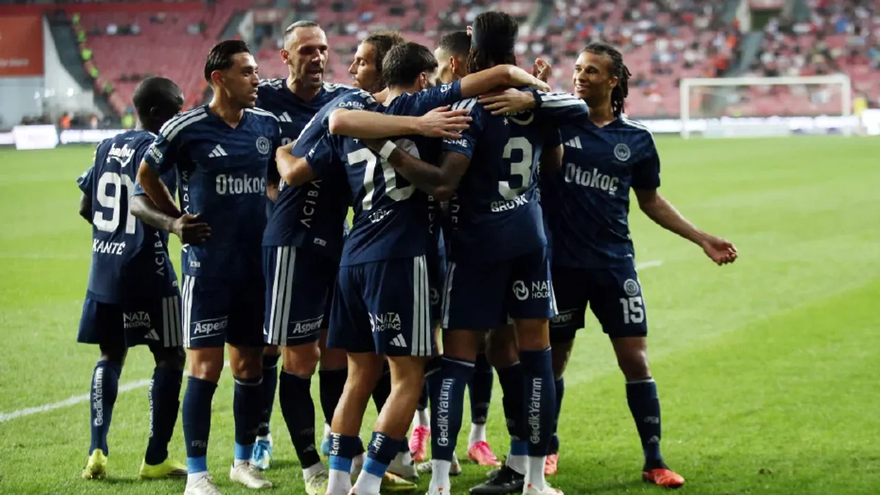Fenerbahçe, Samsun’dan kayıpsız döndü