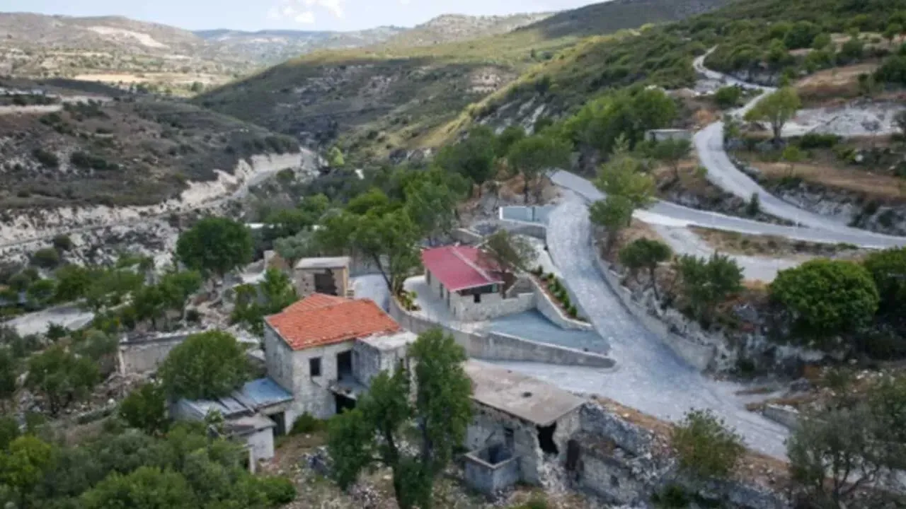 İsrailliler Limasol ve Baf’taki varlığını güçlendiriyor