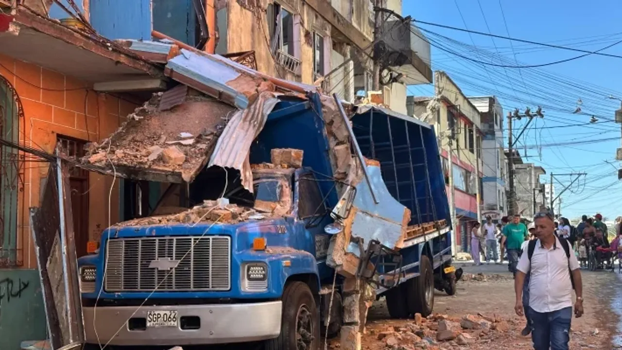 Kolombiya'daki 7,4 büyüklüğünde deprem: