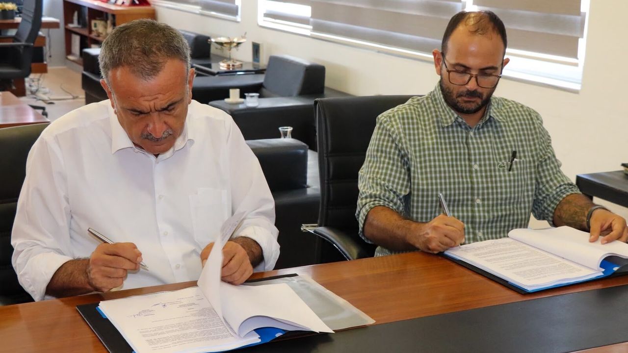 Gazimağusa Belediyesi 89 araçlık otopark yapımı için mukavele imzaladı