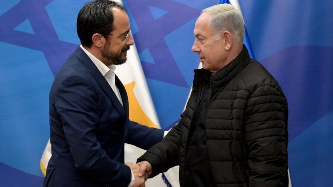 Politis “Netanyahu’suz ne yapacağız?”