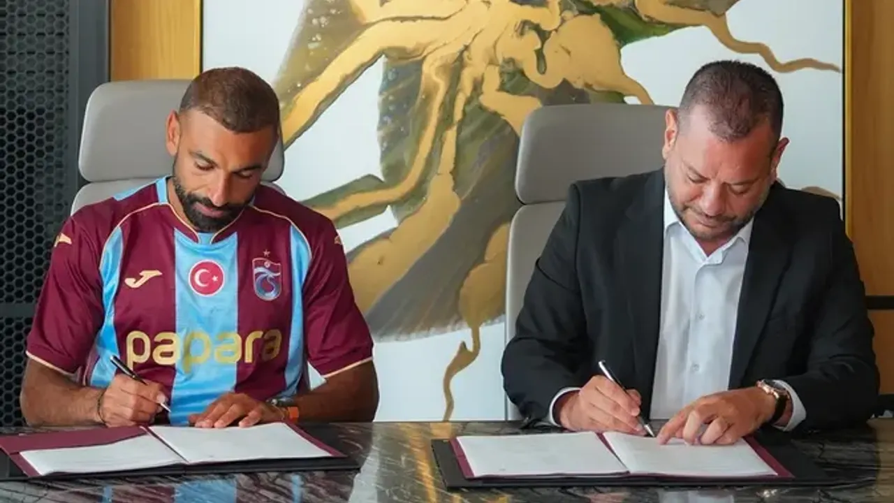 Salah’tan Trabzonspor’a 2 yıllık imza
