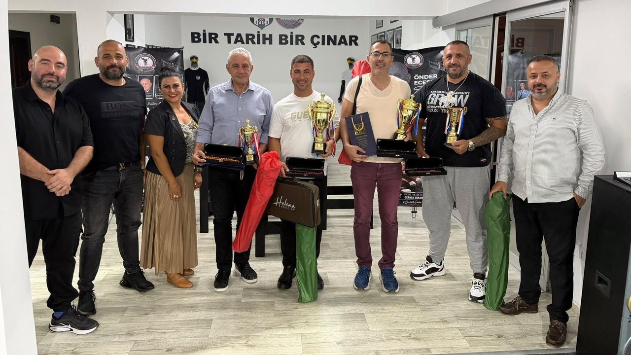 Merhum Önder Ecesoy Anısına Tavla Turnuvası düzenlendi