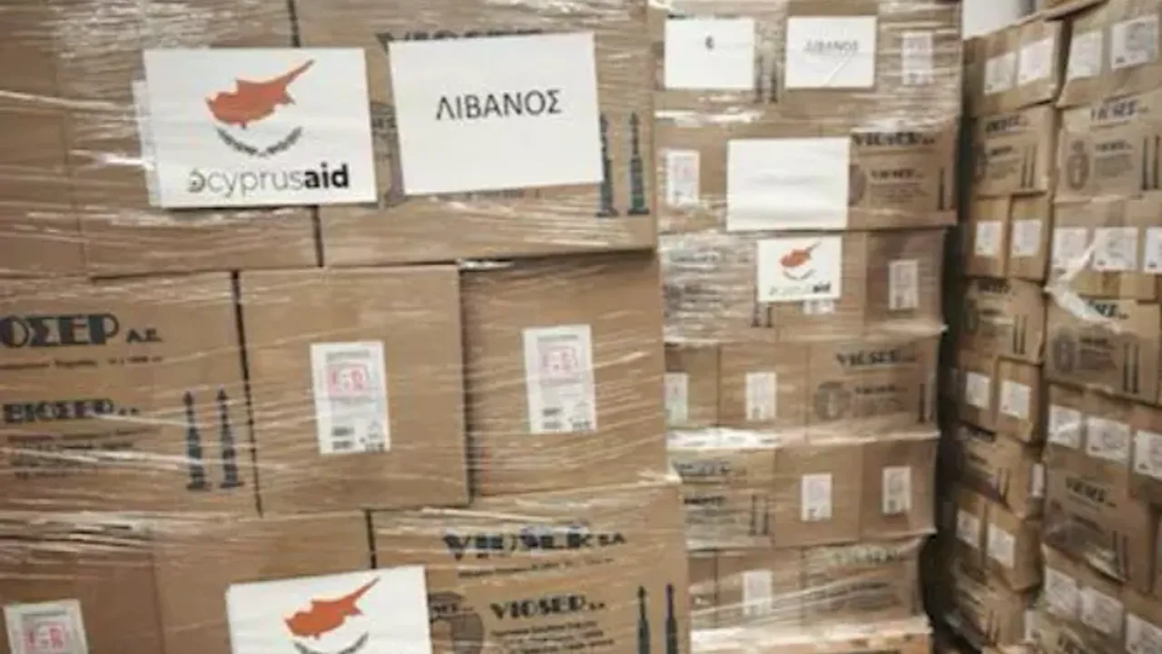 Lübnan’a insani yardım gönderildi