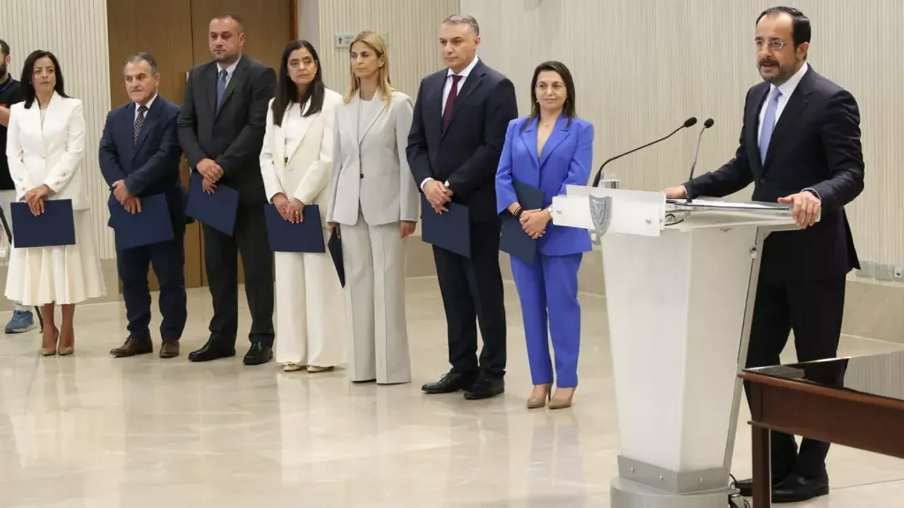 Yeni bakanlar yemin etti