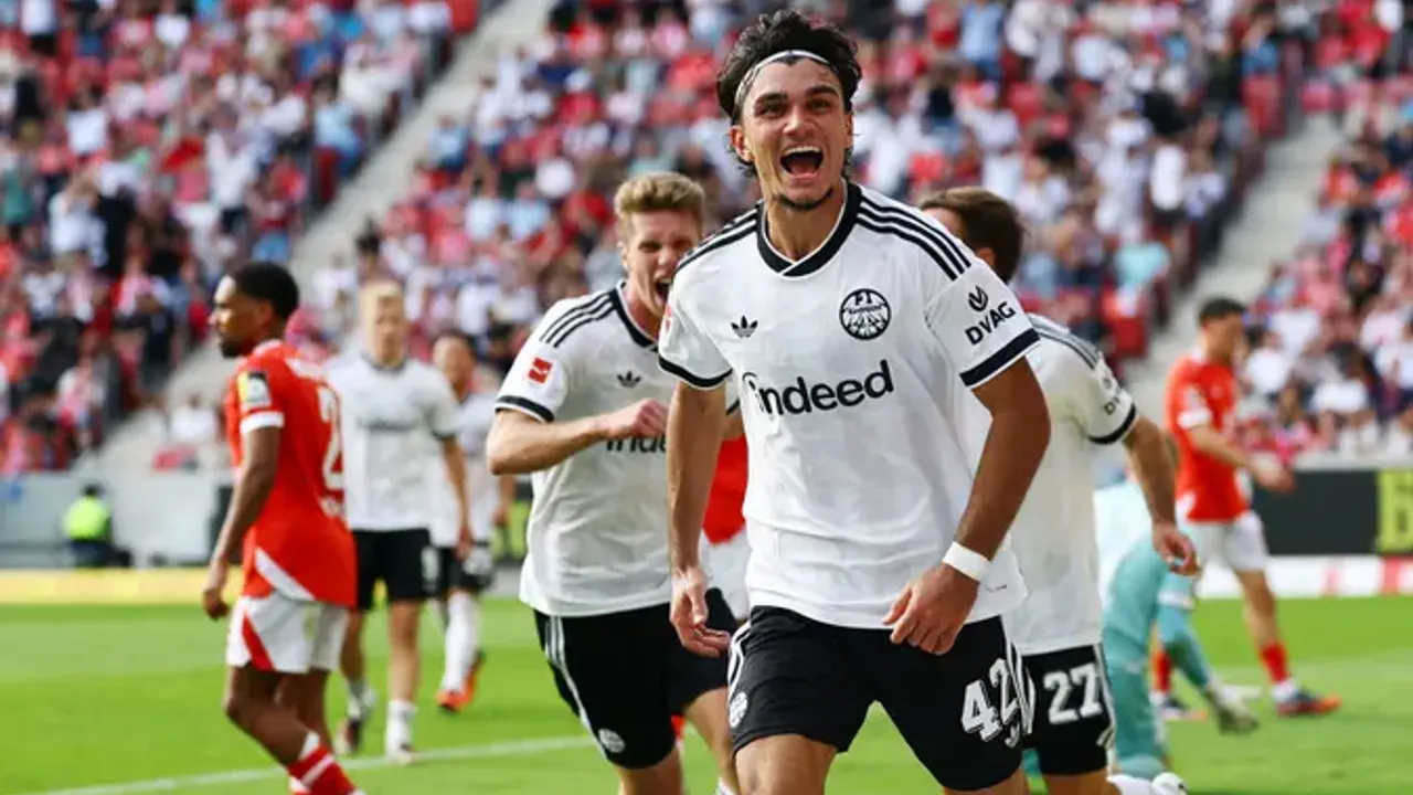 Eintracht Frankfurt Can Uzun'la coştu