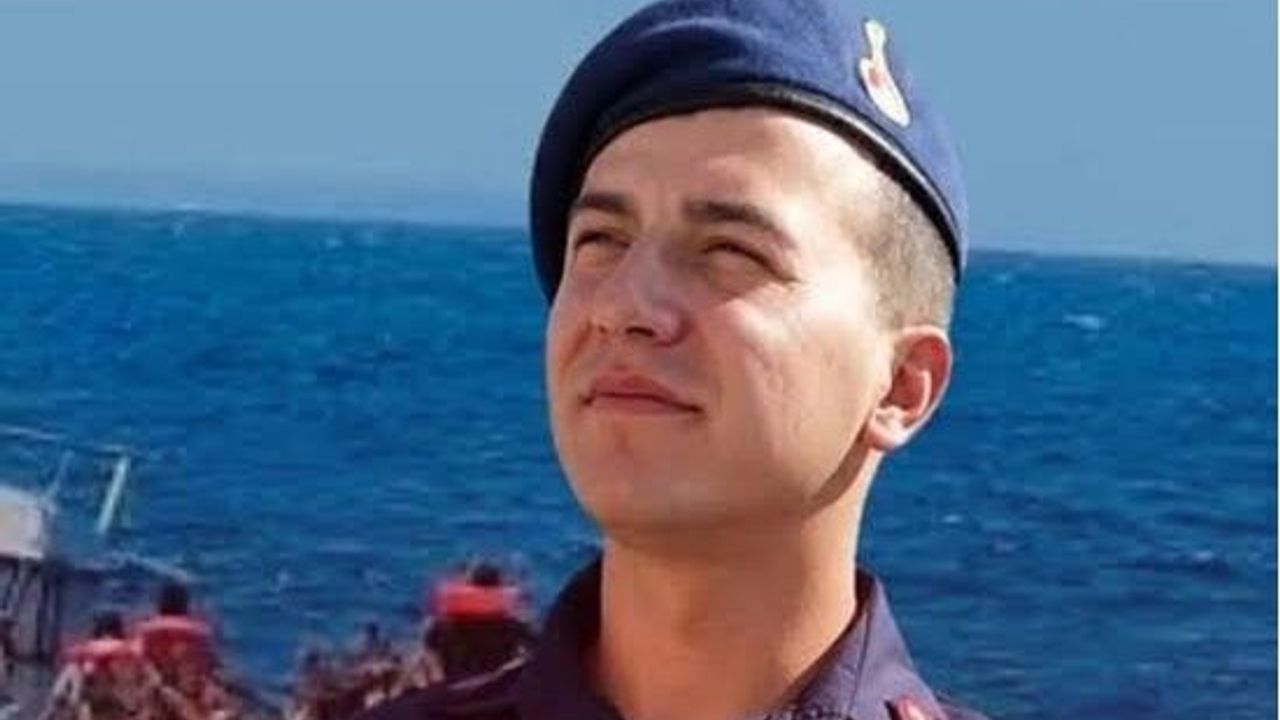 Ailesini kurtardı, kendi canından oldu