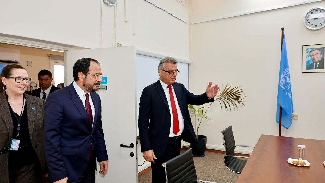 Masadaki düğüm çözülemiyor