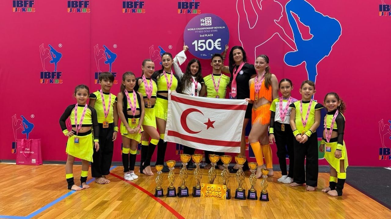 Çocuk fitnes sporcularımız dünya şampiyonasından şampiyonluklarla döndü