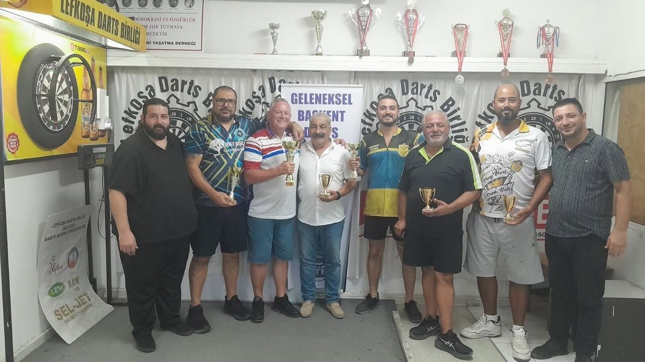 Başkent Turnuvası şampiyonu Tony Stone