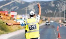 Tören provası nedeniyle yarın bazı güzergahlar trafik akışına kapatılacak