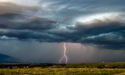 Meteoroloji Dairesi yoğun yağışlar ve fırtınaya karşı uyardı