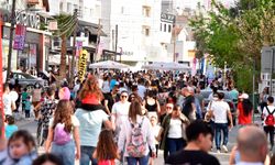 Avrupa İstatistik Ofisinin verilerine göre Güney Kıbrıs nüfusu 979 bin 865