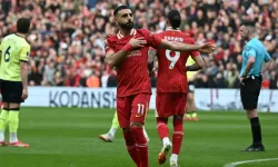 Salah atıyor, Liverpool şampiyonluğa koşuyor