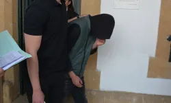 Yurt dışına çıkışı yasaklandı