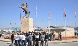 Sendikalardan Disiplin Tüzüğü ve tutuklamalara karşı eylem