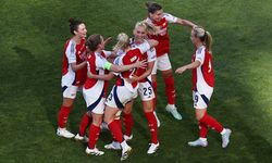 Kadınlar Şampiyonlar Ligi'nde kupa Arsenal'ın