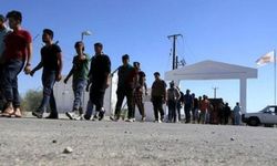 Güney Kıbrıs’ta bir günde 50 kaçak yakalandı