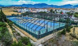 Gönyeli Tenis Kulübü kortlarında çalışma hız kazandı