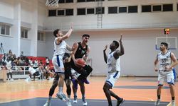 Akdeniz 9’da 9 yaptı: 61-52