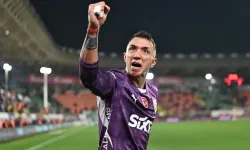 Aslan "duble" yaparsa, Muslera tarihe geçecek