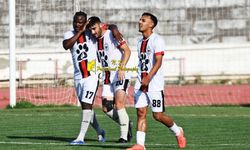 Karşıyaka ile Yenicami Süper Lige tutundu