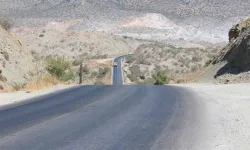 Girne-Değirmenlik anayolunda kumlama uyarısı