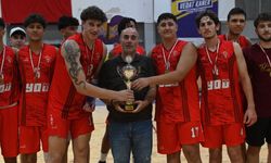 Nefes kesen finalde YDÜ şampiyon