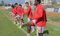 Dumlupınar'da 21 futbolcu kiralık