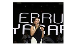 Les Ambassadeurs Otel’de Ebru Yaşar coşkusu
