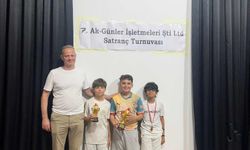 Arda Köle, Aziz Haklıgil ve Sarp Mertel şampiyon