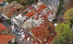 Balıkesir'deki depremde 4 bina yıkıldı, can kaybı yok,