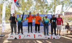Kıbrıs Surfcasting Takımı Mersin’den üç kupa ile döndü