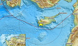 5.4 büyüklüğündeki depremin ardından 12 artçı
