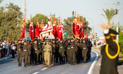 KKTC’nin 42’nci yılı törenlerle kutlanıyor