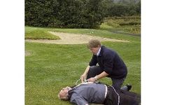 Golf oynarken rahatsızlan 71 yaşındaki Ambler hayatını kaybetti