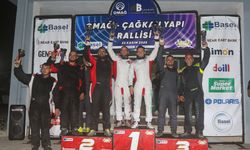 Alptürk-Çağla ikilisi Serdarlı'da hem yarışı hem şampiyonluğu kazandı