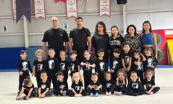 Minik cimnastikçiler, Atamızı saygı ve özlemle andılar