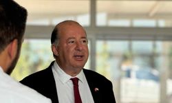 Dinçyürek: “Hekimler Aylık 719 bin TL gelire ulaşıyor “