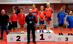 GAÜ çifte şampiyon