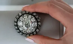 Napolyon’un elması, rekor fiyata satıldı