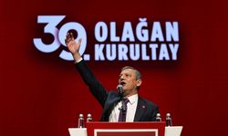 Özgür Özel, tüm oyları alarak yeniden başkan