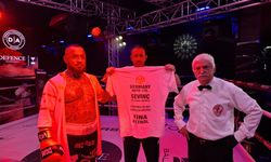 “Demir Yumruk” galibiyetini Şampiyon Melekler’e adadı