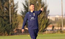 MTG antrenörlerine 3 maç, Dumlupınar futbolcusuna 4 maç ceza