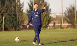 İki teknik direktör ve 2 antrenör disiplinlik oldu